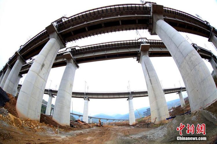 2025新澳门彩历史记录和四川铁路桥发生垮塌与四川铁路桥发生垮塌事故