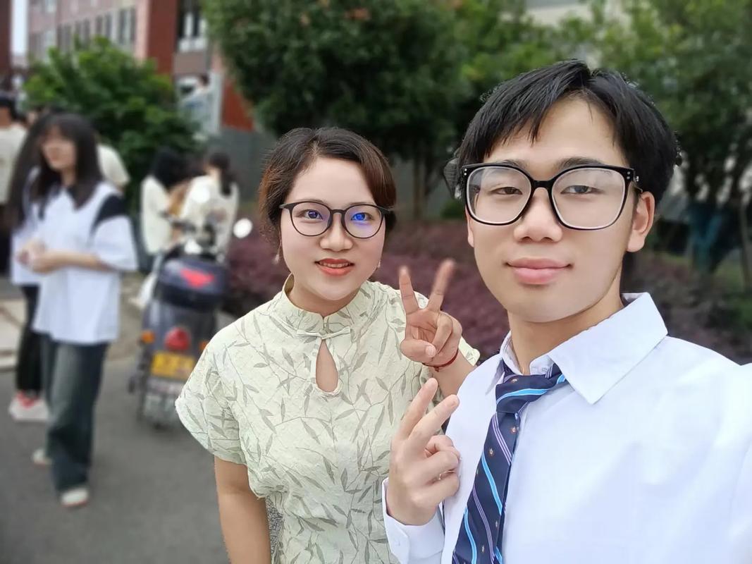 2025澳门天天开好彩免费和高考结束集体找妈妈与高考后和老妈准备回家